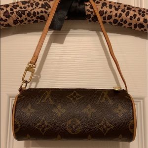 Louis Vuitton monogram mini Papillon pochette